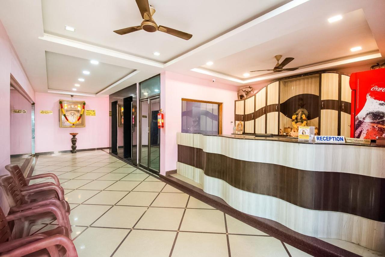 Oyo 62964 Hotel Vandana Grand Nellore Buitenkant foto
